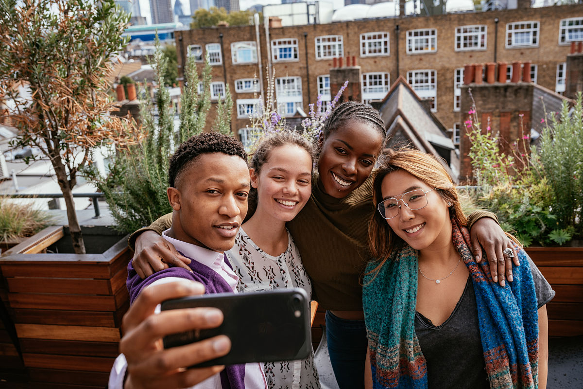 法国的少数族裔面临语言障碍统计特征范围