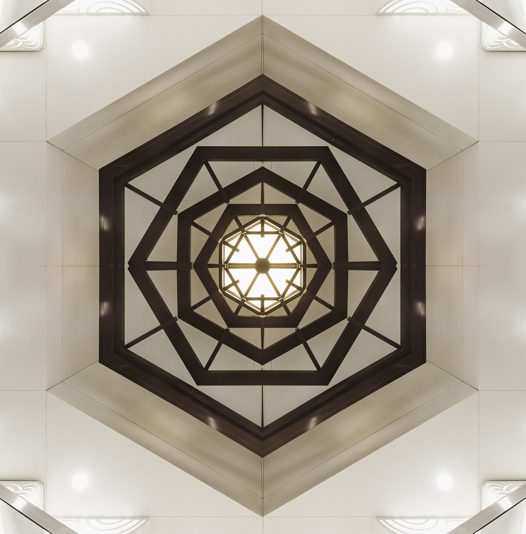 成都市城市建设技工学校招生办电话多少