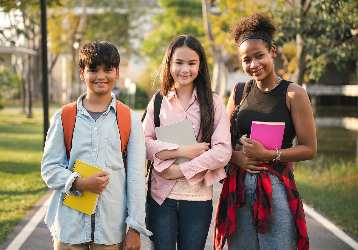 马来西亚留学优势：文化、费用、排名、英语环境 - 值得考虑的留学目的地