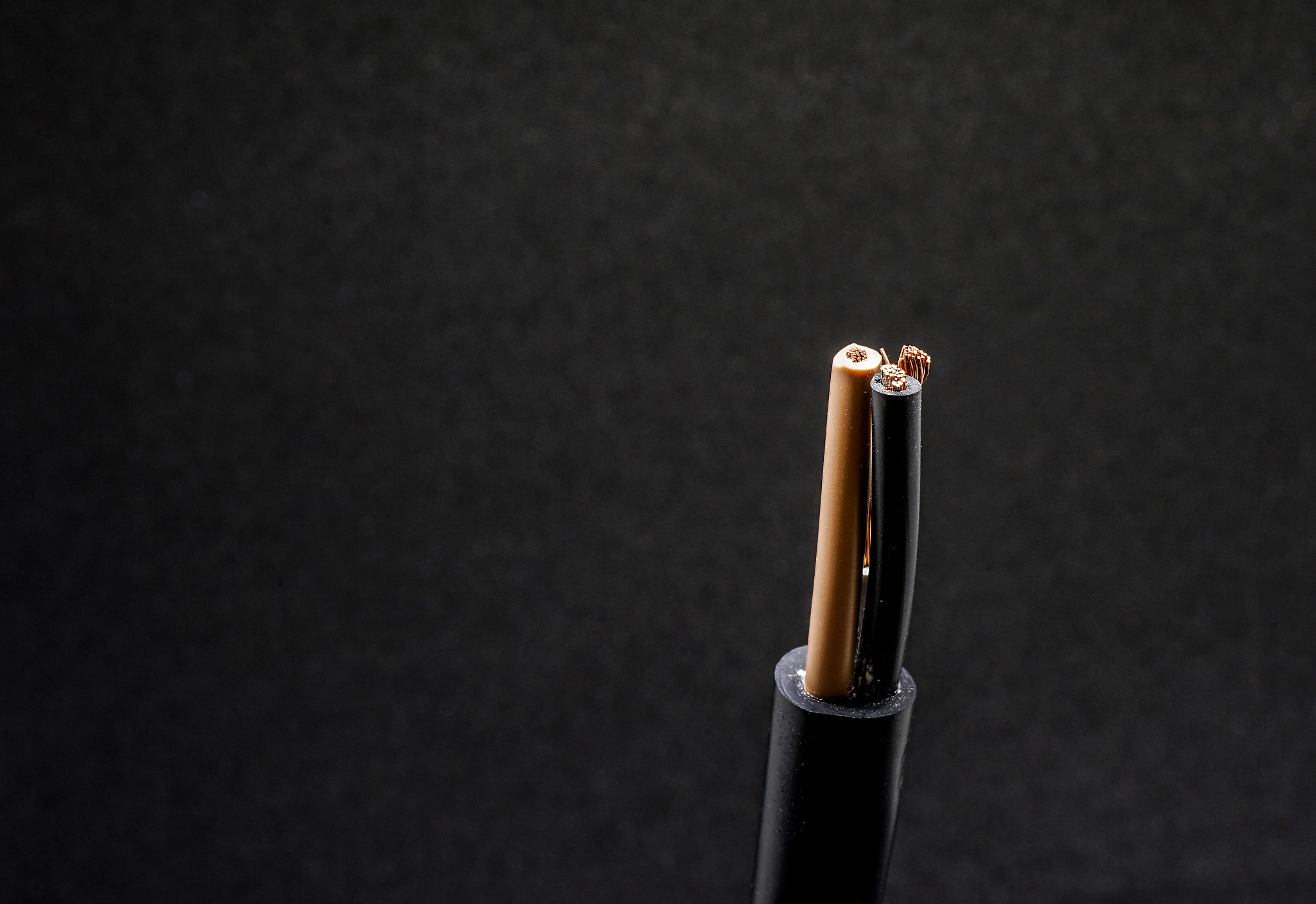 220kV 架空线路导线半径 - 常见规格及影响因素