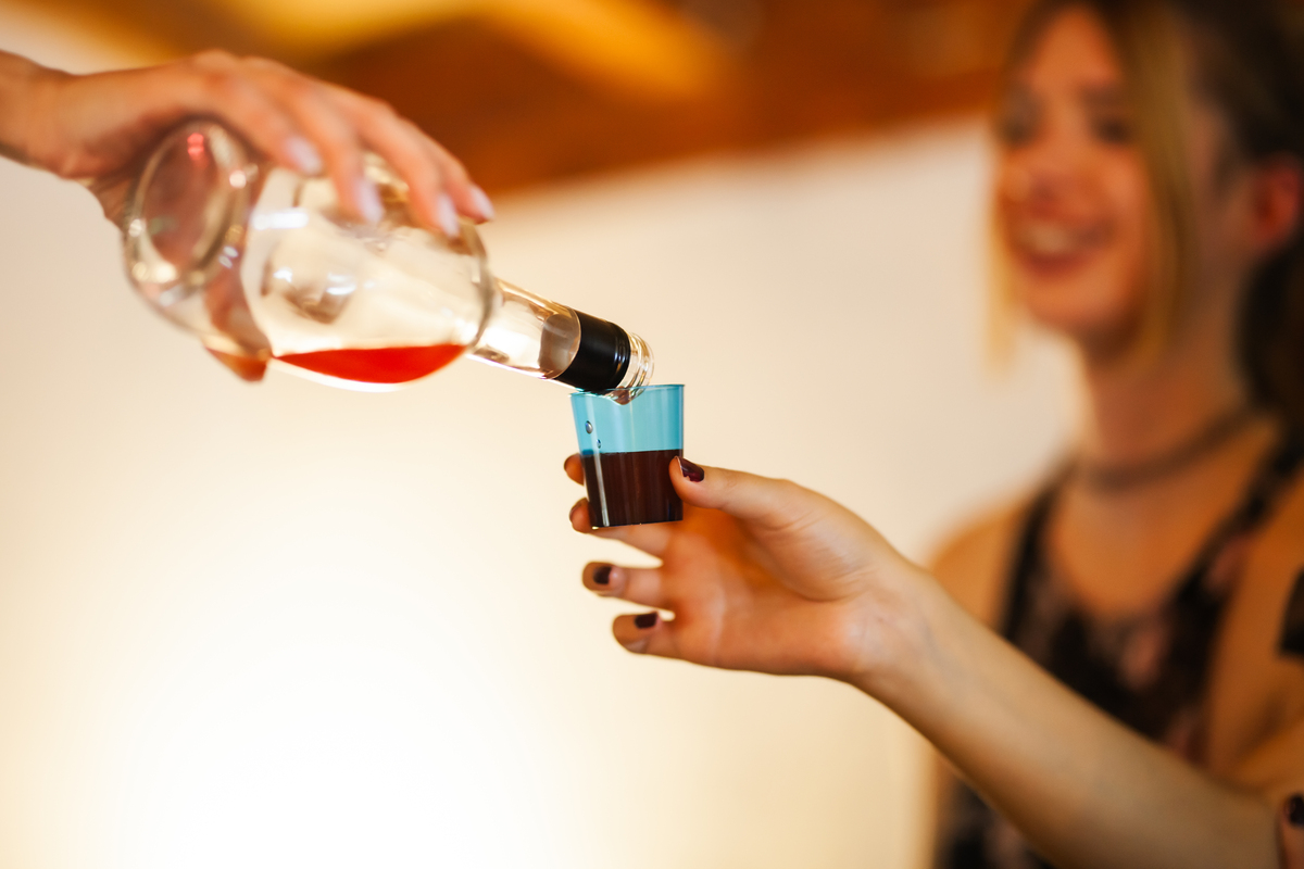 喝一罐啤酒4小时后能吹气测试吗？专家解答！