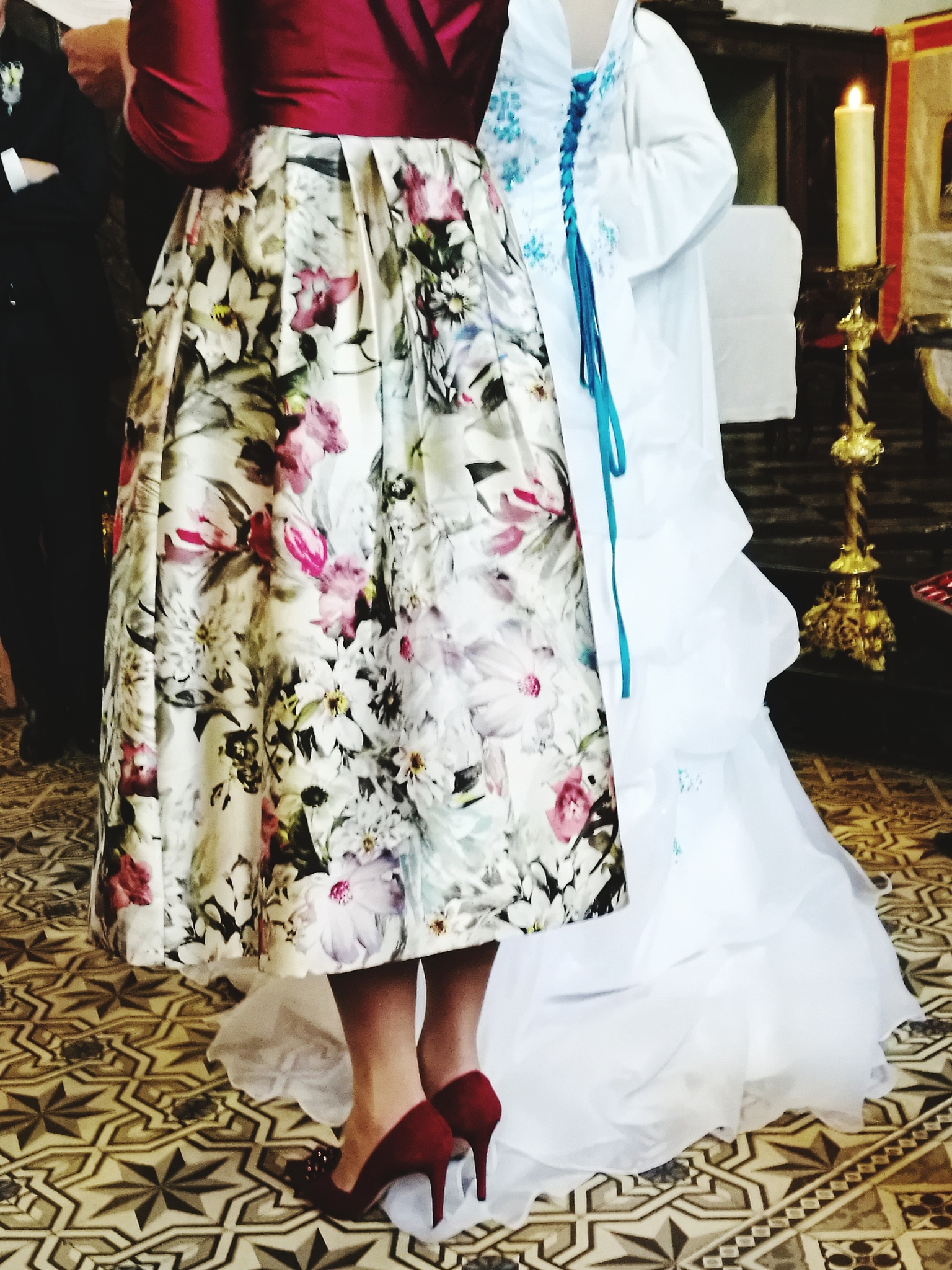 仙气飘飘！高端白色云纹印花裙设计稿