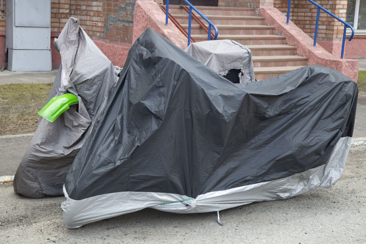 请告诉我十条以抗风保温为卖点的围布长文案