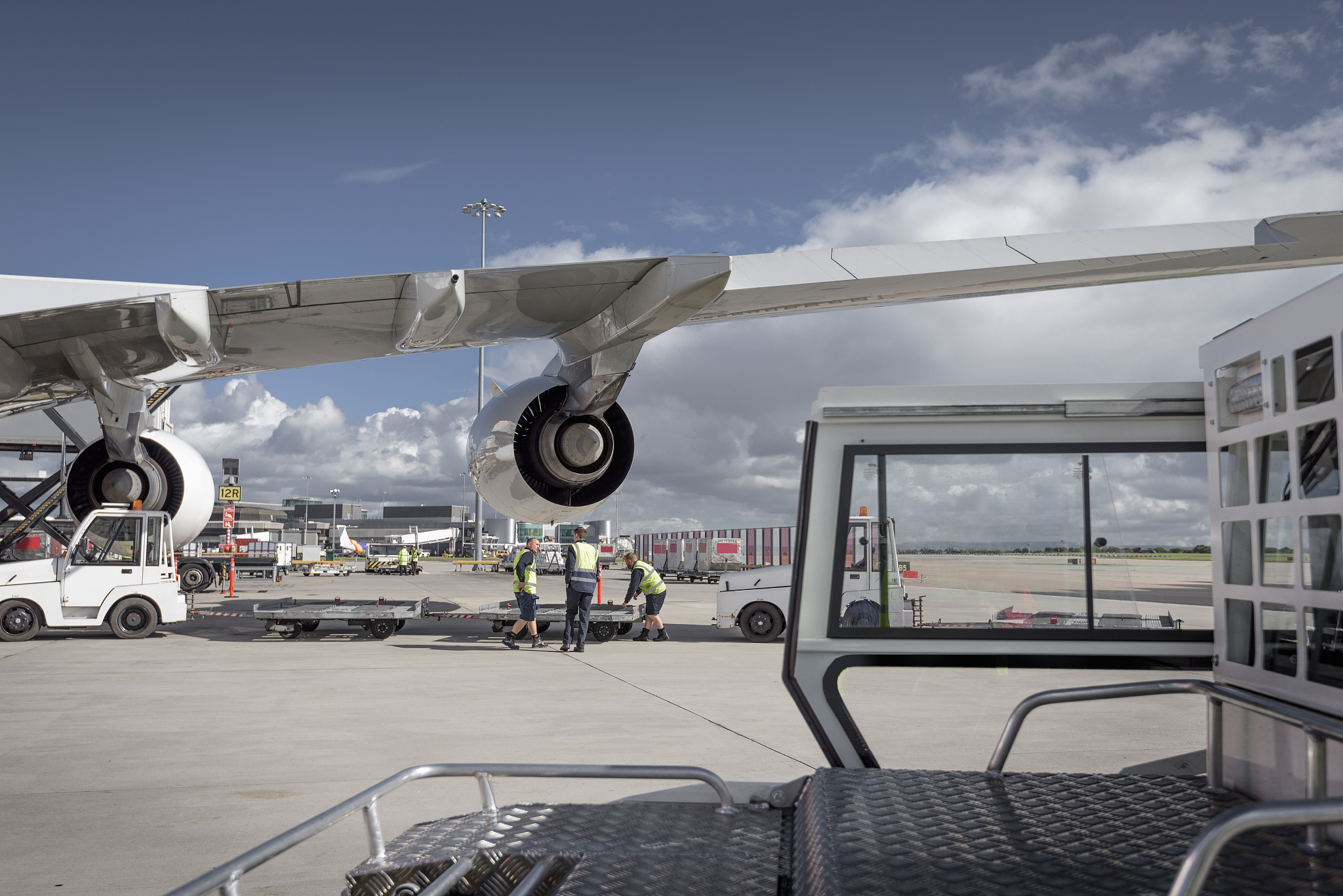 想要报考航空地勤专业要符合什么要求