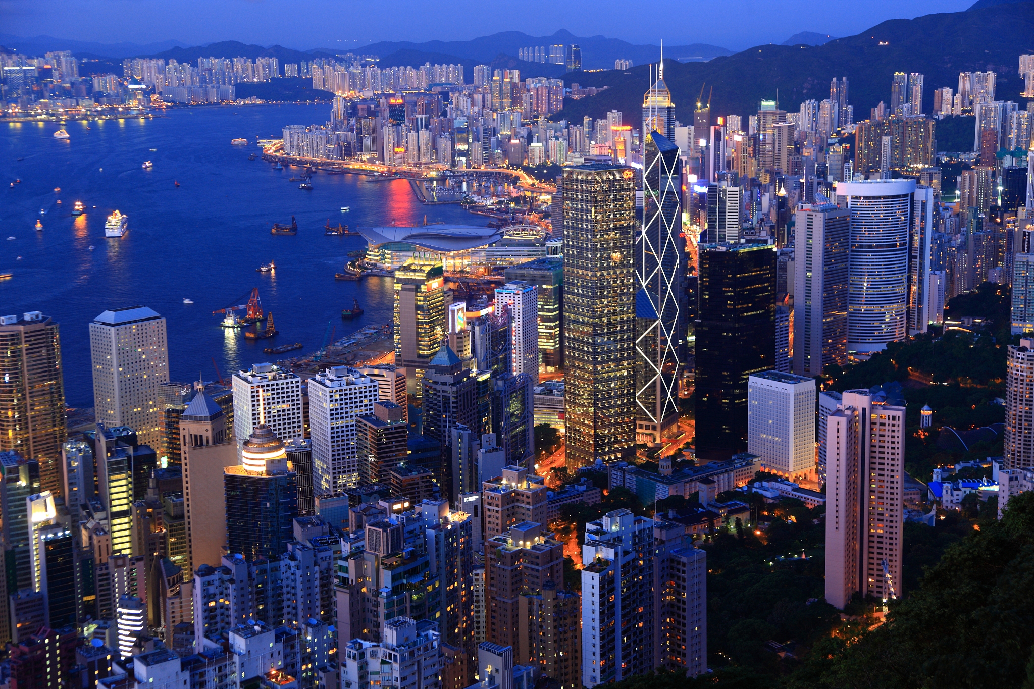 hong kong harbor view at dusk