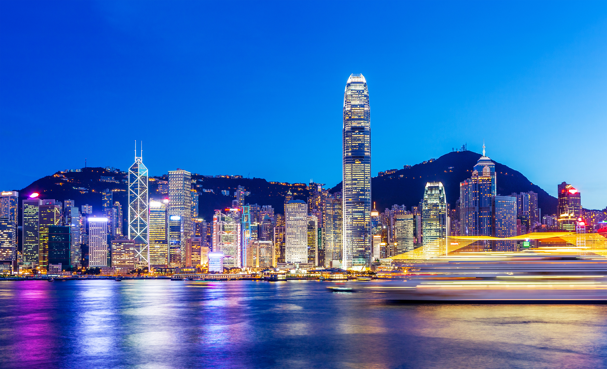 hong kong skyline at night