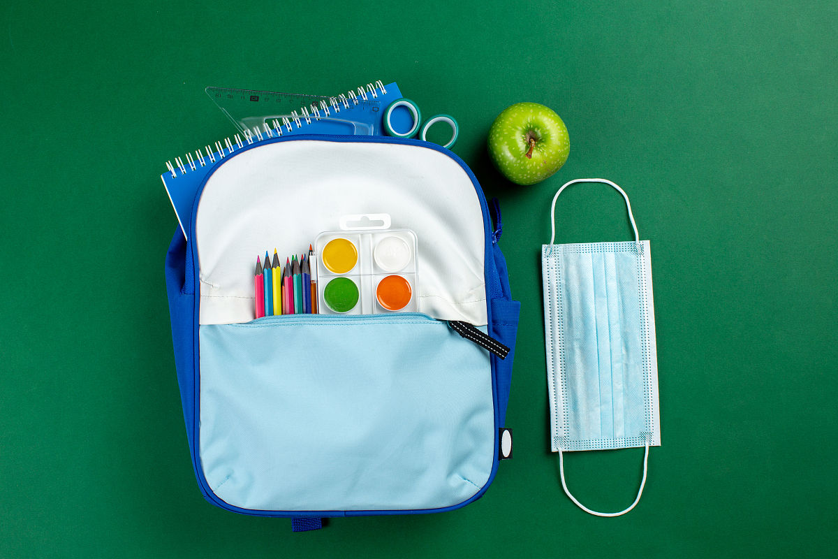 请列出25个学生学科分类袋吸引客户的商品标题文案