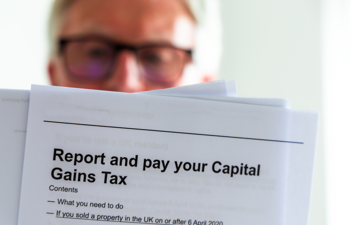 private void generateSignatureBindCardRequest bindCardRequest拼接除了对称秘钥之外的其他字段并按照ASCII码从小到大排序使用键值对的形式拼接成string1StringBuilder sb = new StringBuilder;String and = &;sbappendaccType+=+bindCardRequestgetAcc