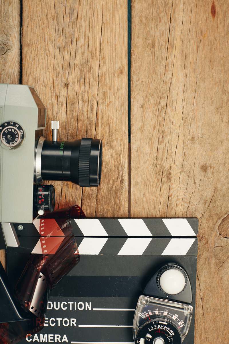 写10条关于电影的文章标题