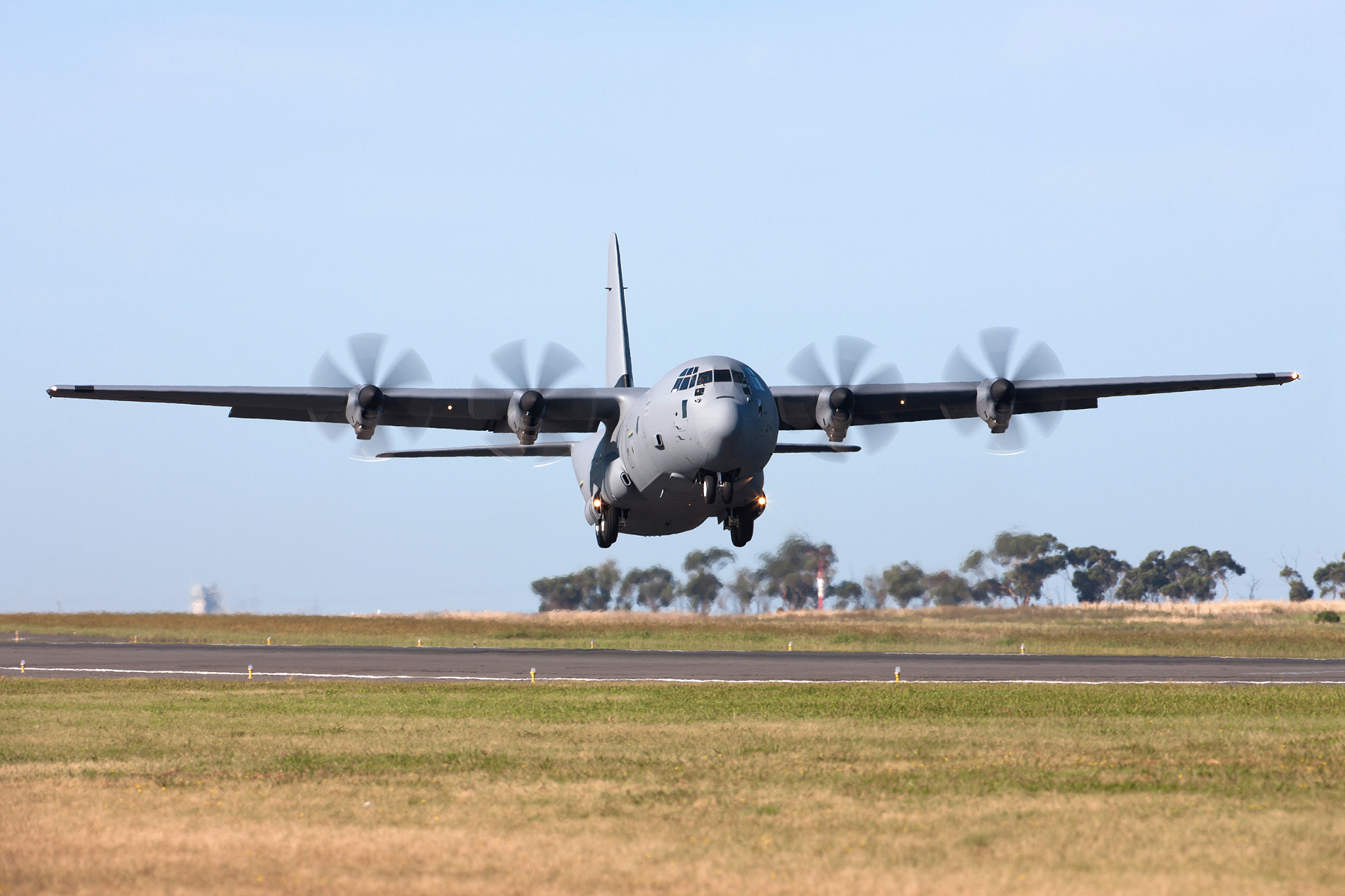 广西电力职业技术学院民航运输专业学什么？课程内容详解