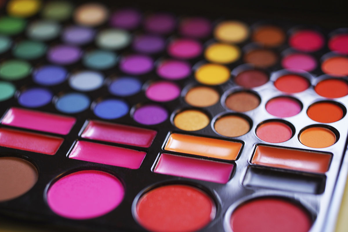 漳州科技职业学院化妆品经营与管理形象设计方向专业专业好不好发展前景怎样