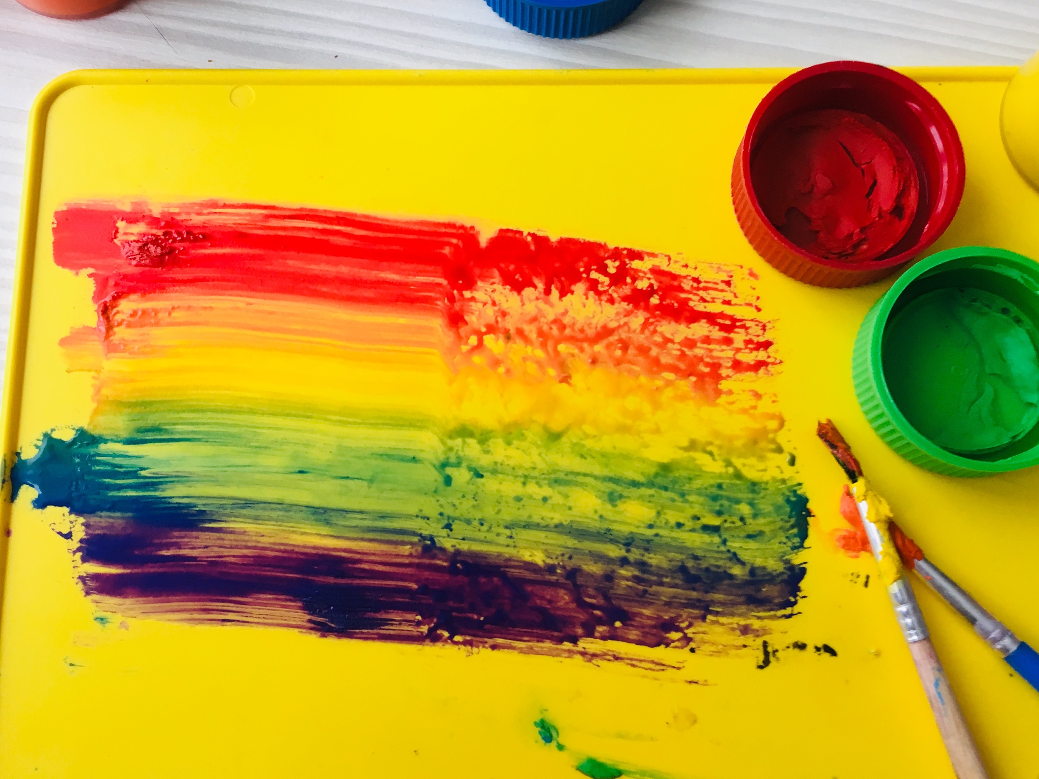 选择基底：水性还是油性材料？