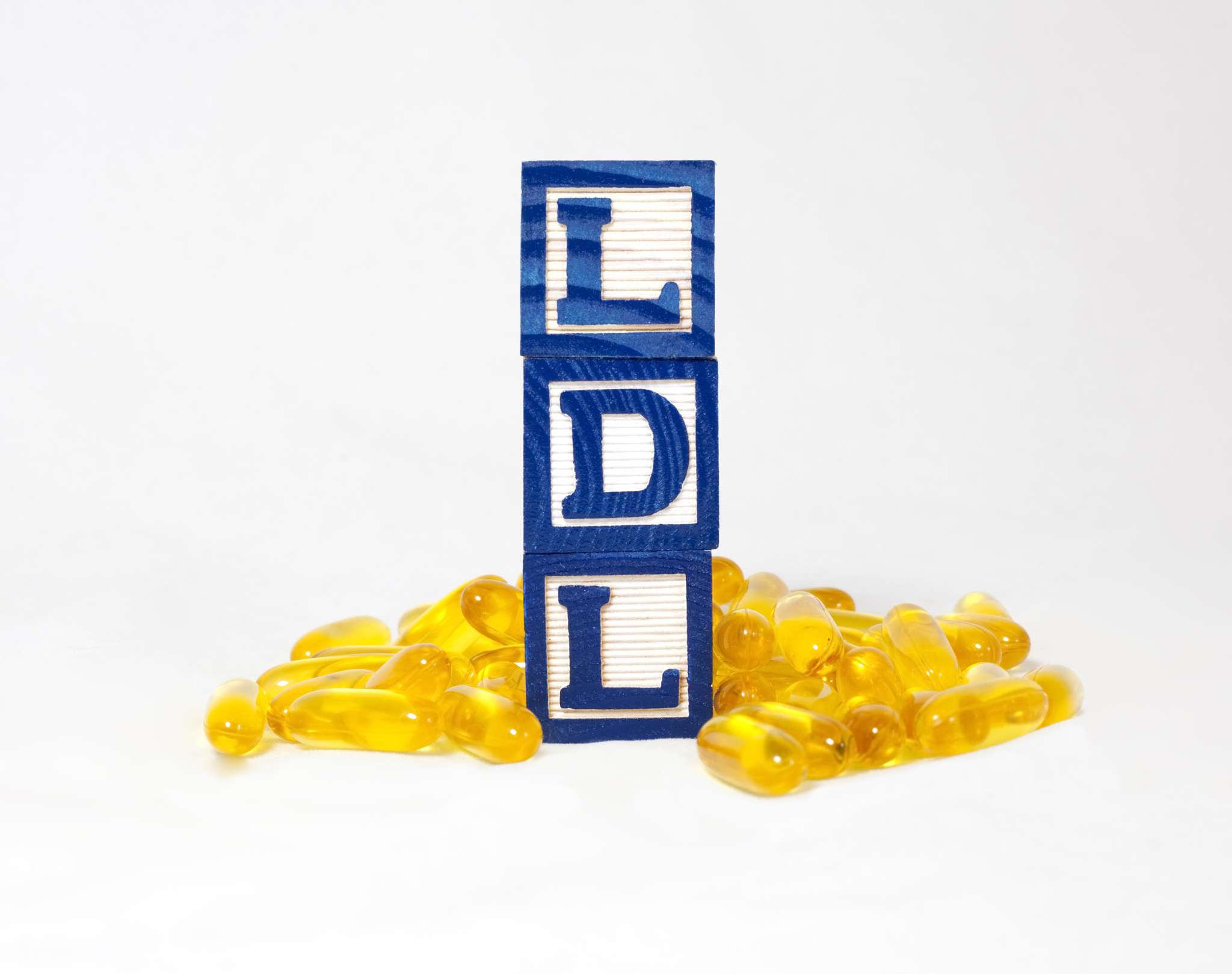 请不少于800汉字的博客文章语言要幽默风趣不要和网上的文章有重复。主题是：饱和脂肪酸和不饱和脂肪酸的区别饱和脂肪对人体有害吗