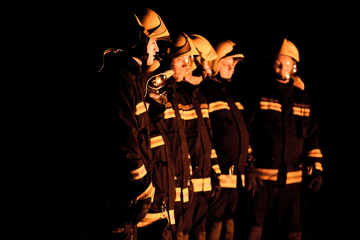 部分基层队站火统录入人员频繁变更且未完成工作移交传帮带作用不明显。部分消防站工作人员与大队工作脱节火灾处置完毕后未及时向大队进行报告。对基础业务不熟悉、对错误不纠正