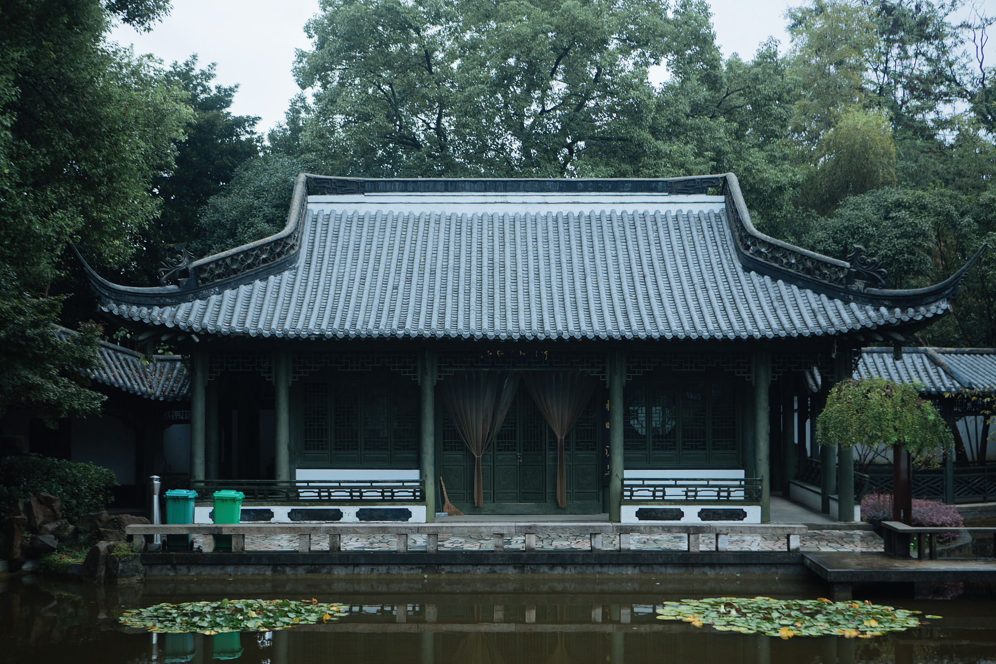 旅游管理与导游：区别与联系
