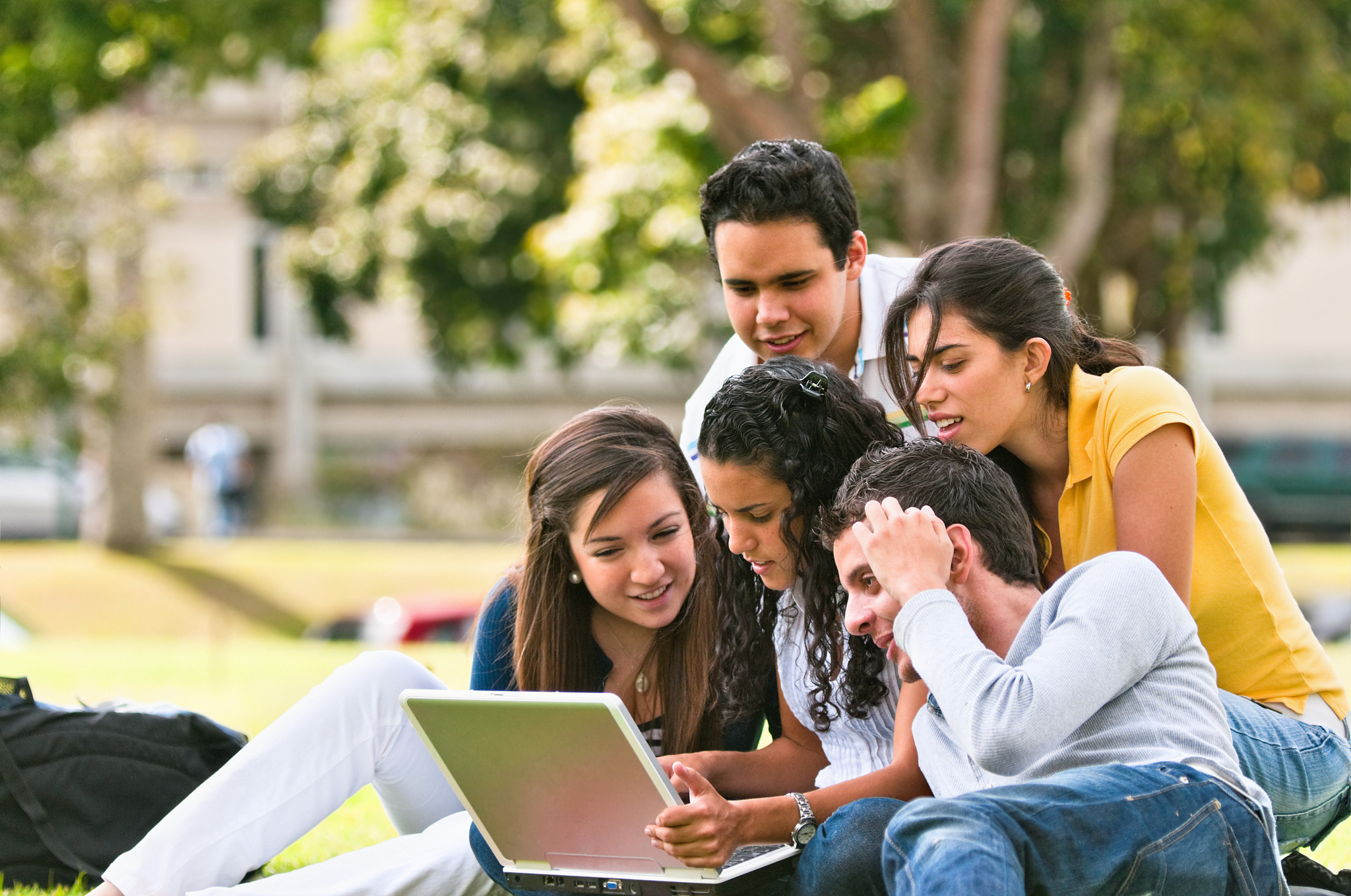 A Vibrant Tapestry: Experience a Day on Campus