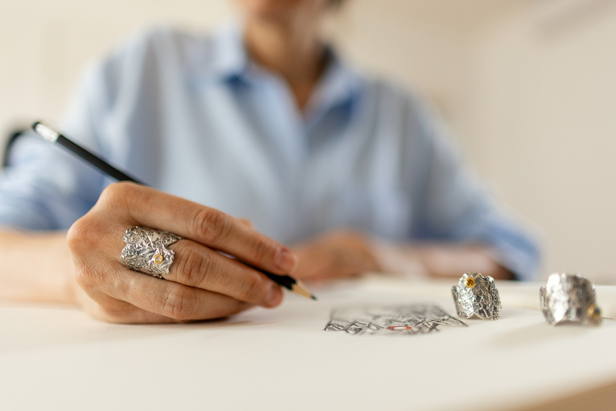 珠宝玉石加工与营销专业的培养目标