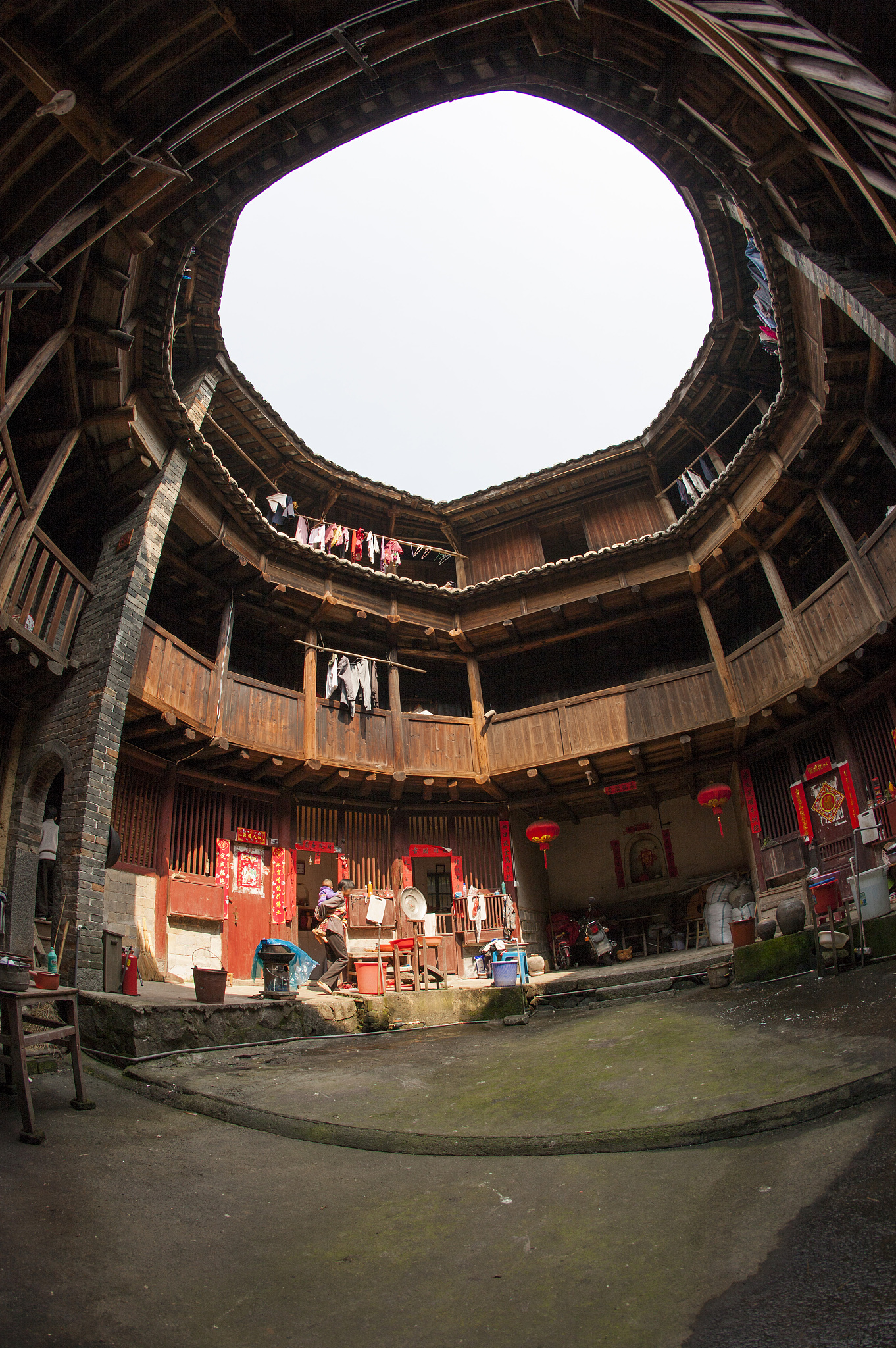 永定土楼：探秘客家人智慧与文化的建筑杰作