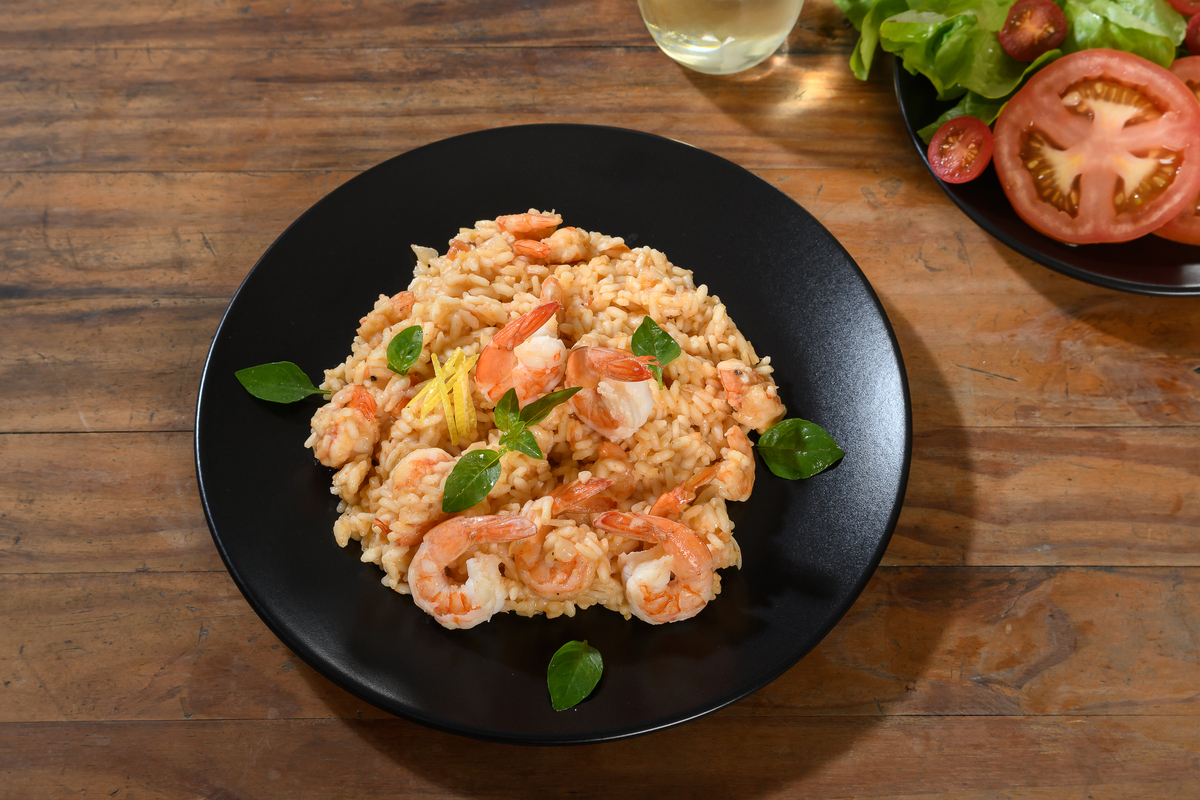 🔥孩子超爱吃！周末必备快手营养餐：虾仁蔬菜焖饭，做法简单到爆！