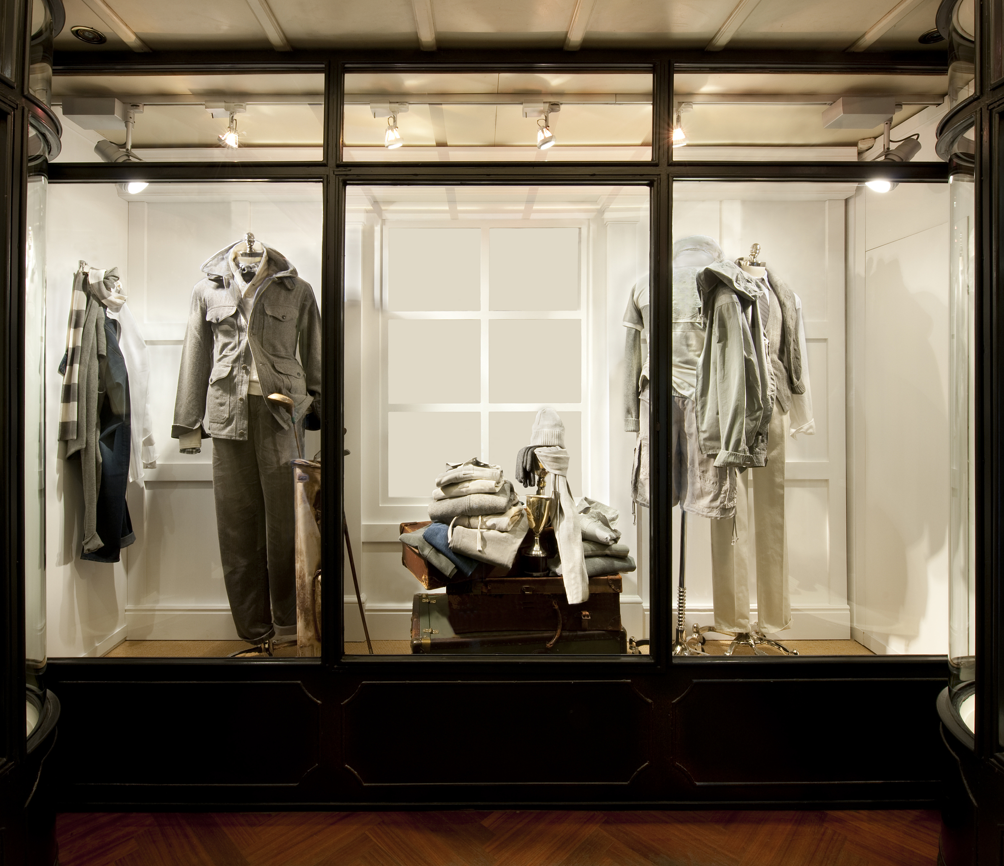 Catchy Shop Names for Young Women: 6 Letters or Less