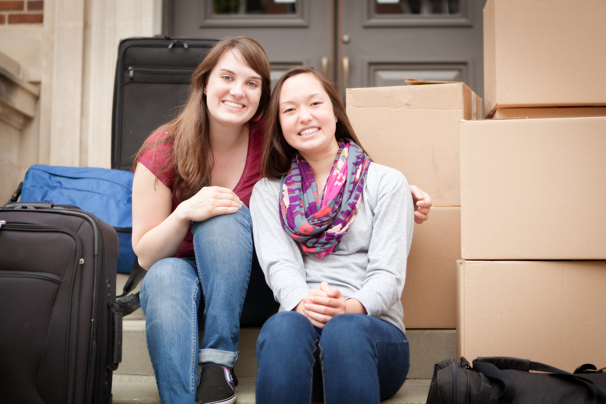 chatgptHello! How may I assist you today写一篇六人间宿舍人际关系剧本Title Dorm Room DramaCharacters1 Sarah - A studious and introverted college student2 Mike - A party-loving and outgoing student3 Emily - A neat fr