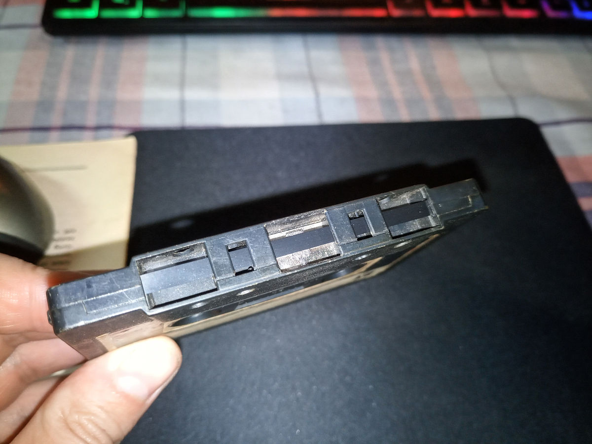 联想T480 笔记本硬盘接口详解 - SATA 和 PCIe NVMe 支持