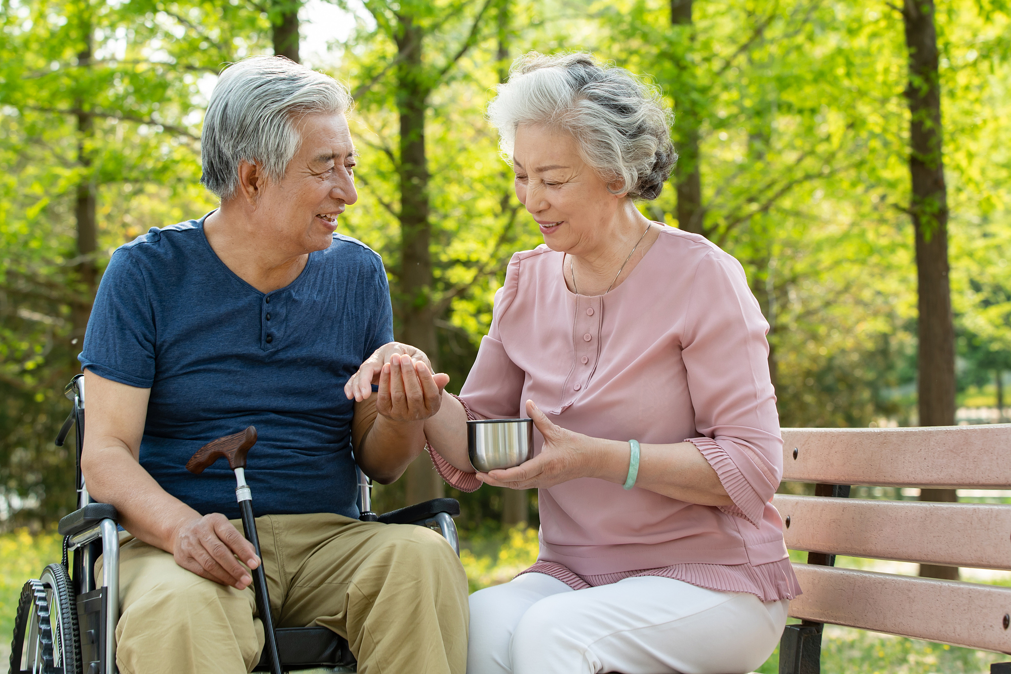 抗衰老：延缓衰老，活出更健康、更长寿的你