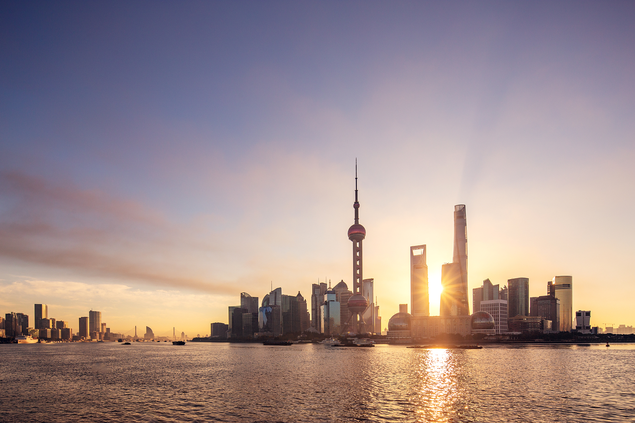 贵州现代经济学校2023招生专业及就业前景：计算机与平面设计专业优势解析
