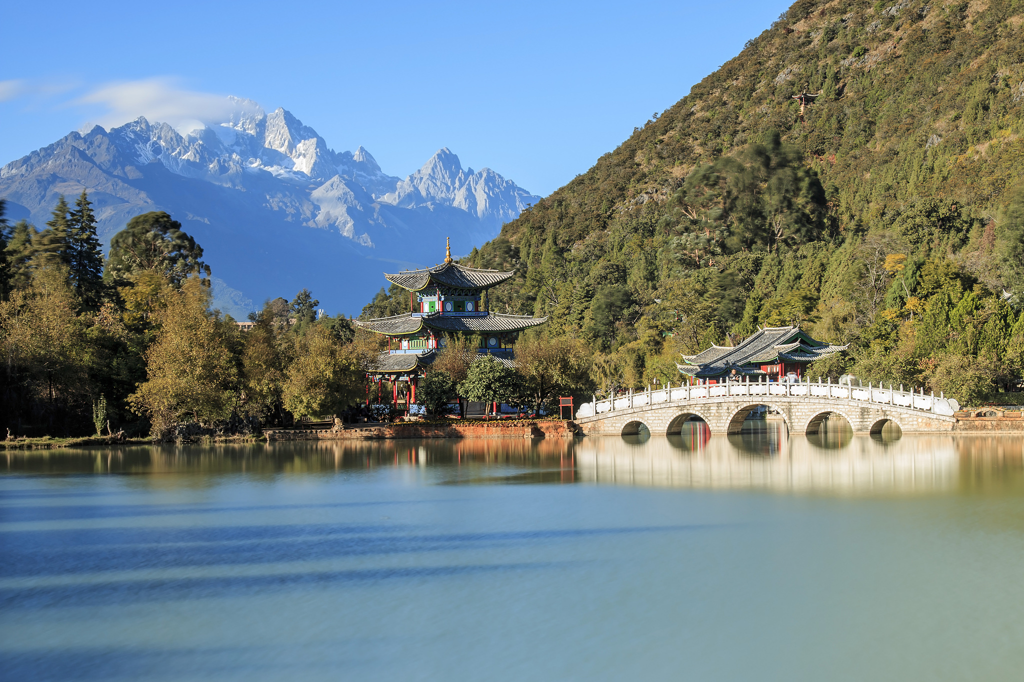 写一篇亲近大自然——云南旅游攻略