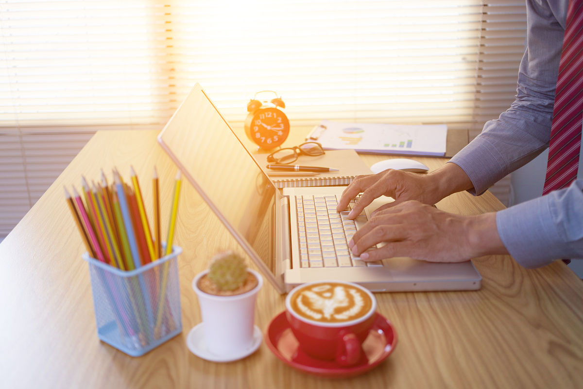 WPS 云文档：预览和恢复历史版本，轻松掌控文档变化