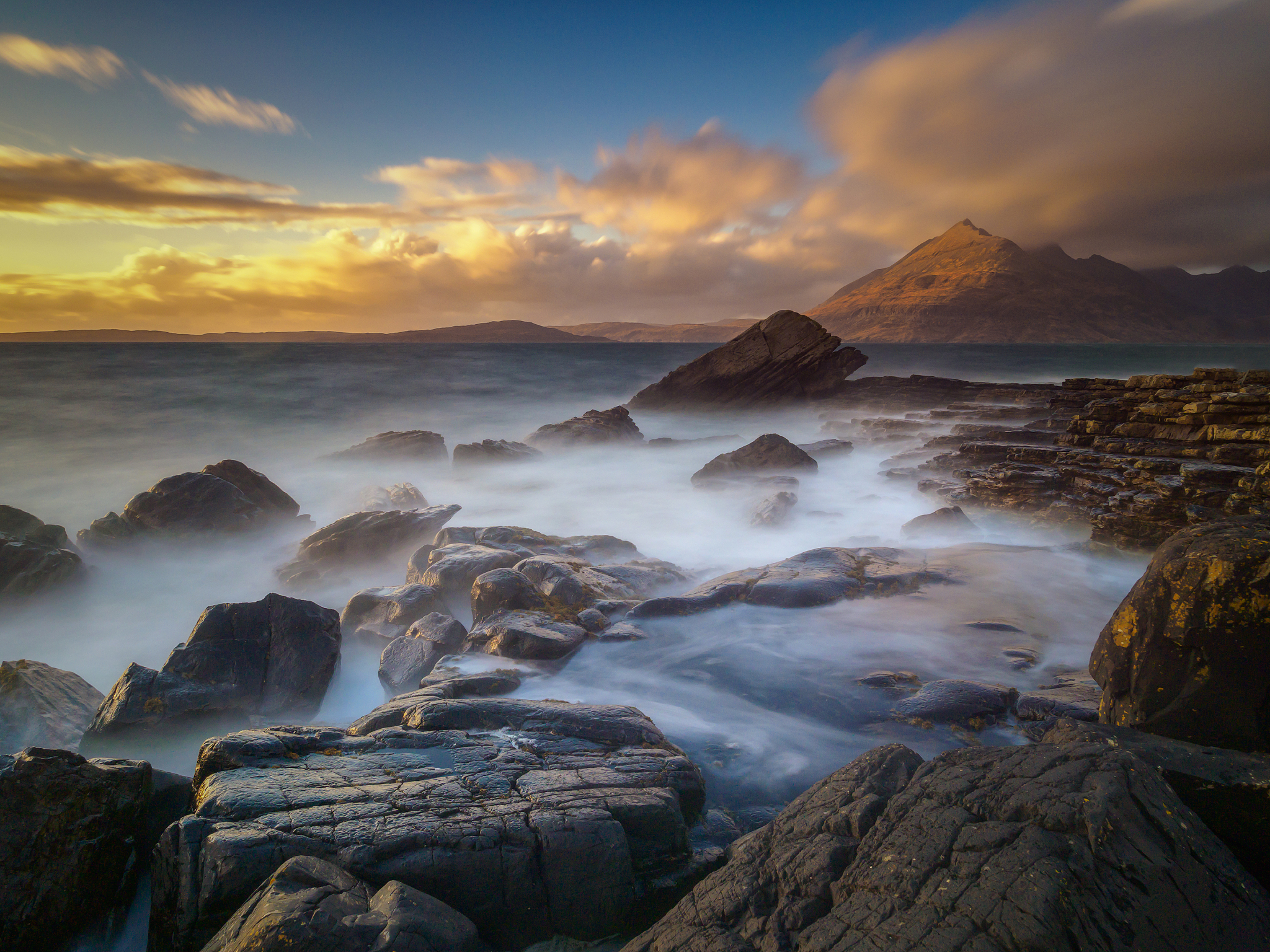 elgol beach at sunset