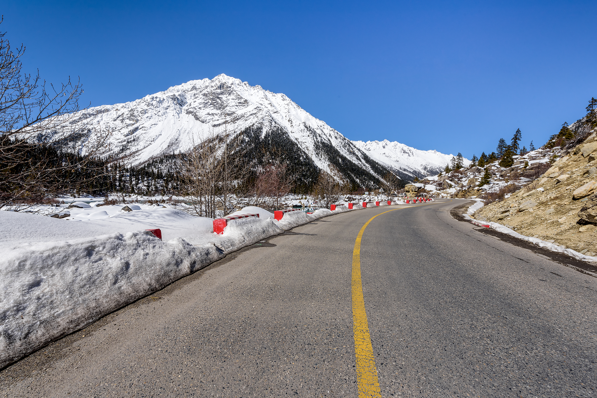 318国道全长多少公里？上海到林芝里程详解