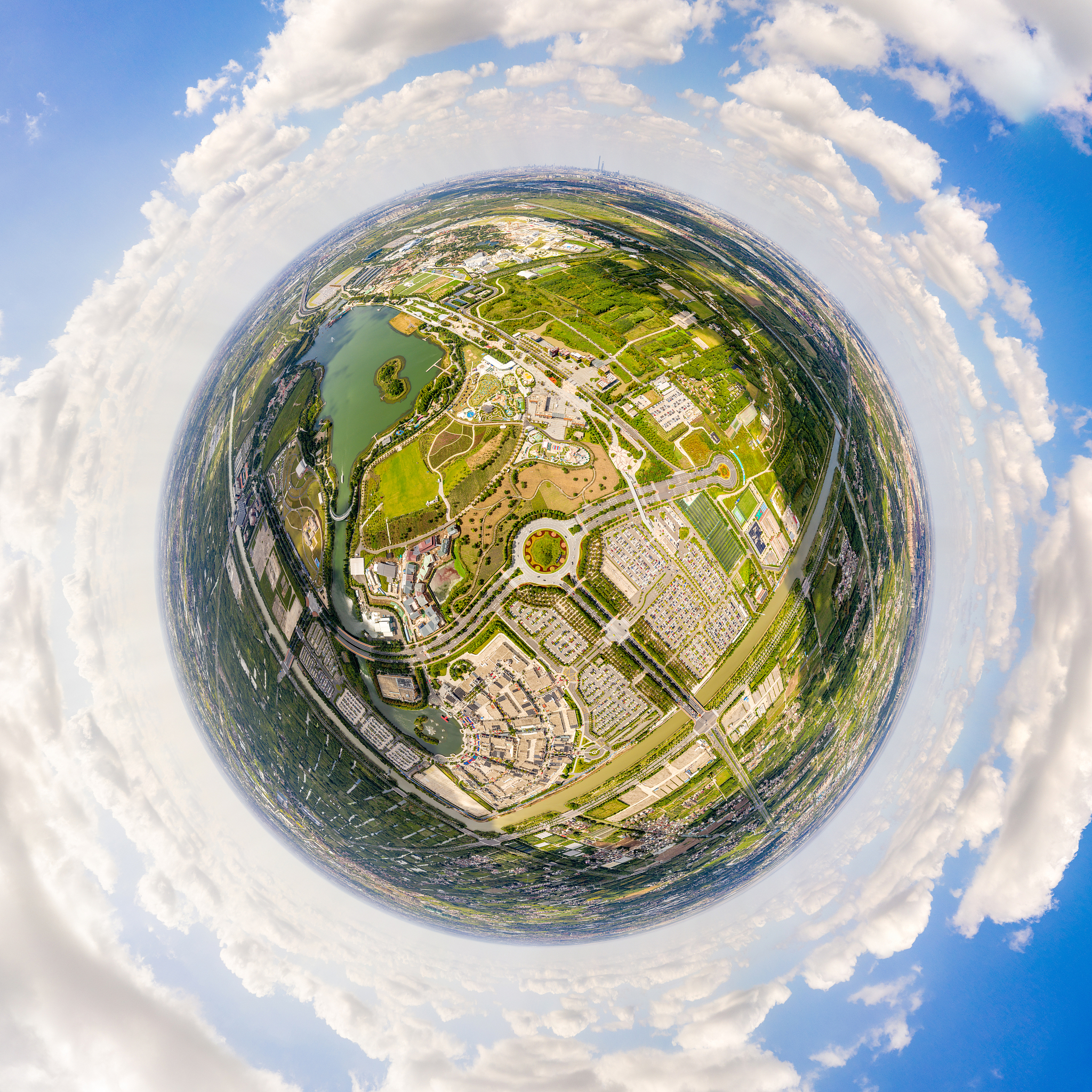 请帮我写一份项目计划书其中详细信息如下：1、项目的名称是：旅游中VR和3D地图的使用项目的描述：在旅游当中会遇到很多不一样的工具其中VR和3D地图的使用是游客使用的工具之一如何在旅游当中使用？以及使用的推广途径成为了我们需要调查的目标2、项目的目标和愿景：希望通过市场数据的分析调查先了解市场当中VR和3D地图在旅游当中的使用以及使用的普及度以及在旅游当中游客会如何使用是否会使用这款技术以及这个技术