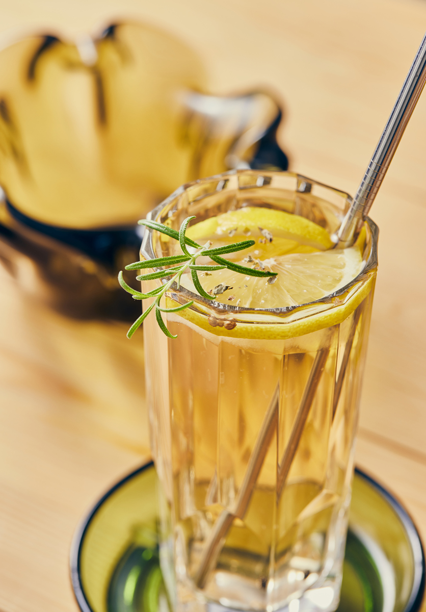 蜂蜜柠檬水怎么做？简单易学的步骤和注意事项