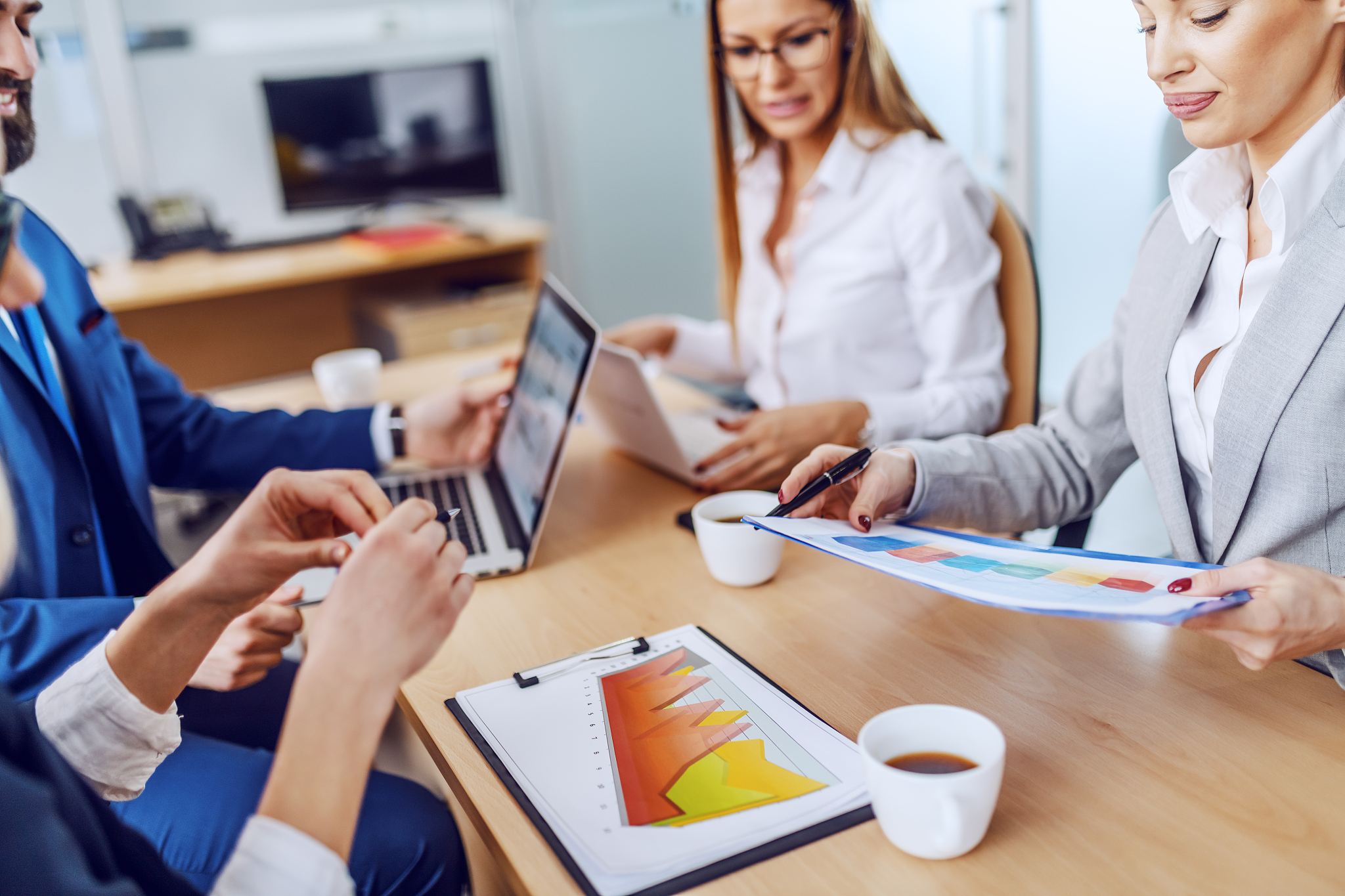 文员第四周工作总结：适应节奏，贡献想法