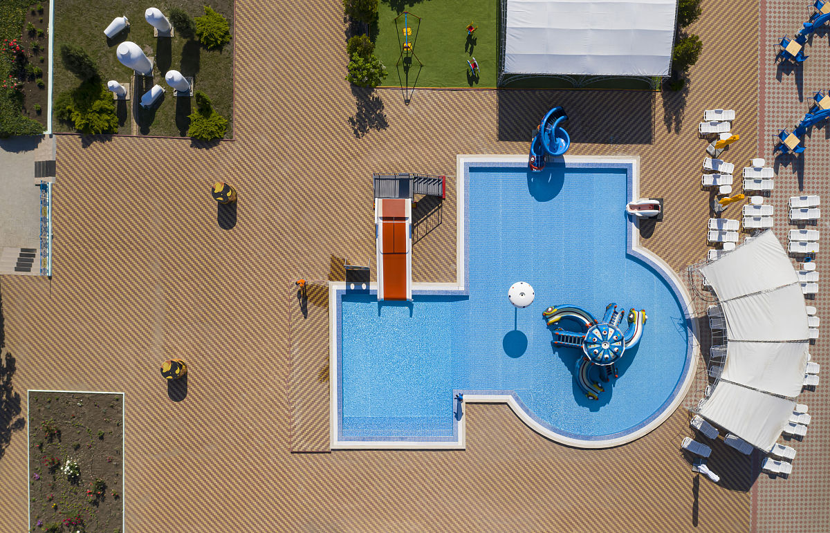 像素风公园如何吸引年轻人？创意互动是关键！