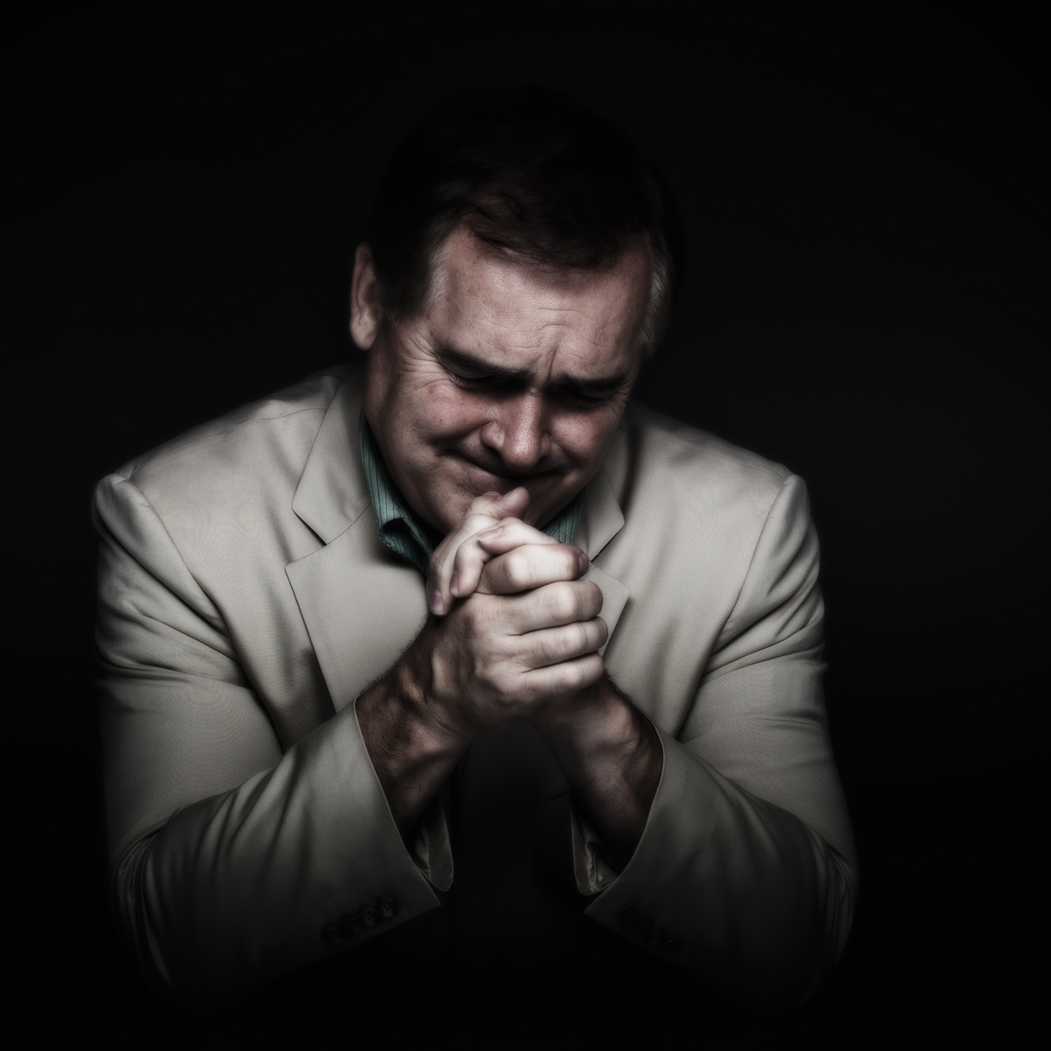 如何赞美男人：从外貌、才华、性格等方面入手