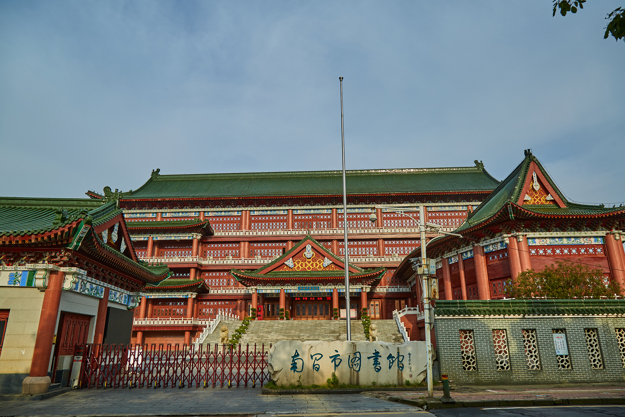 南昌建筑学校机械加工技术三年制要满足什么条件