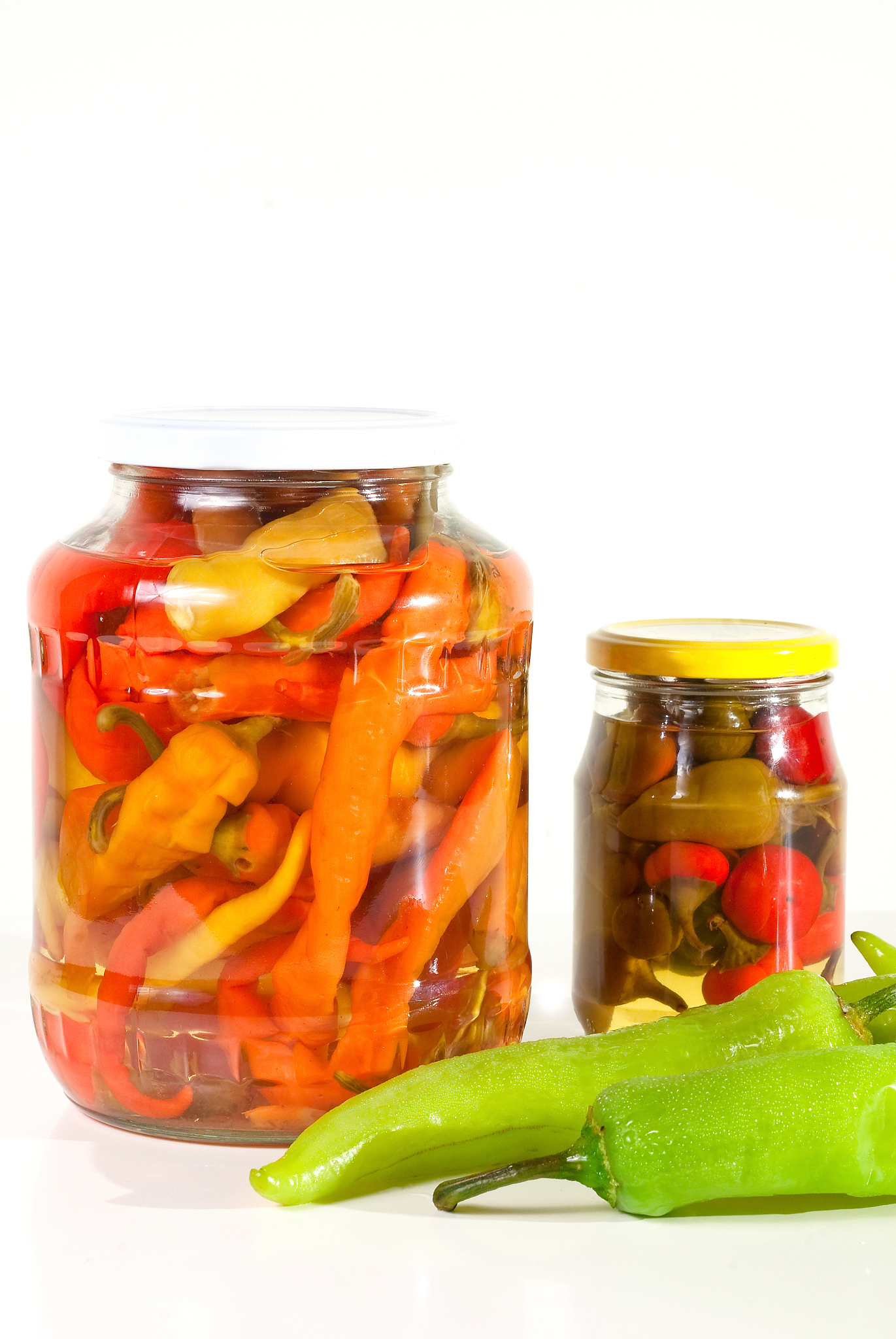 canned fresh paprika