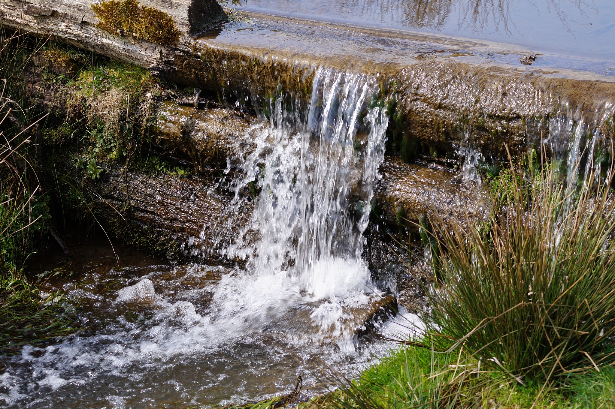 water flowing through rocks