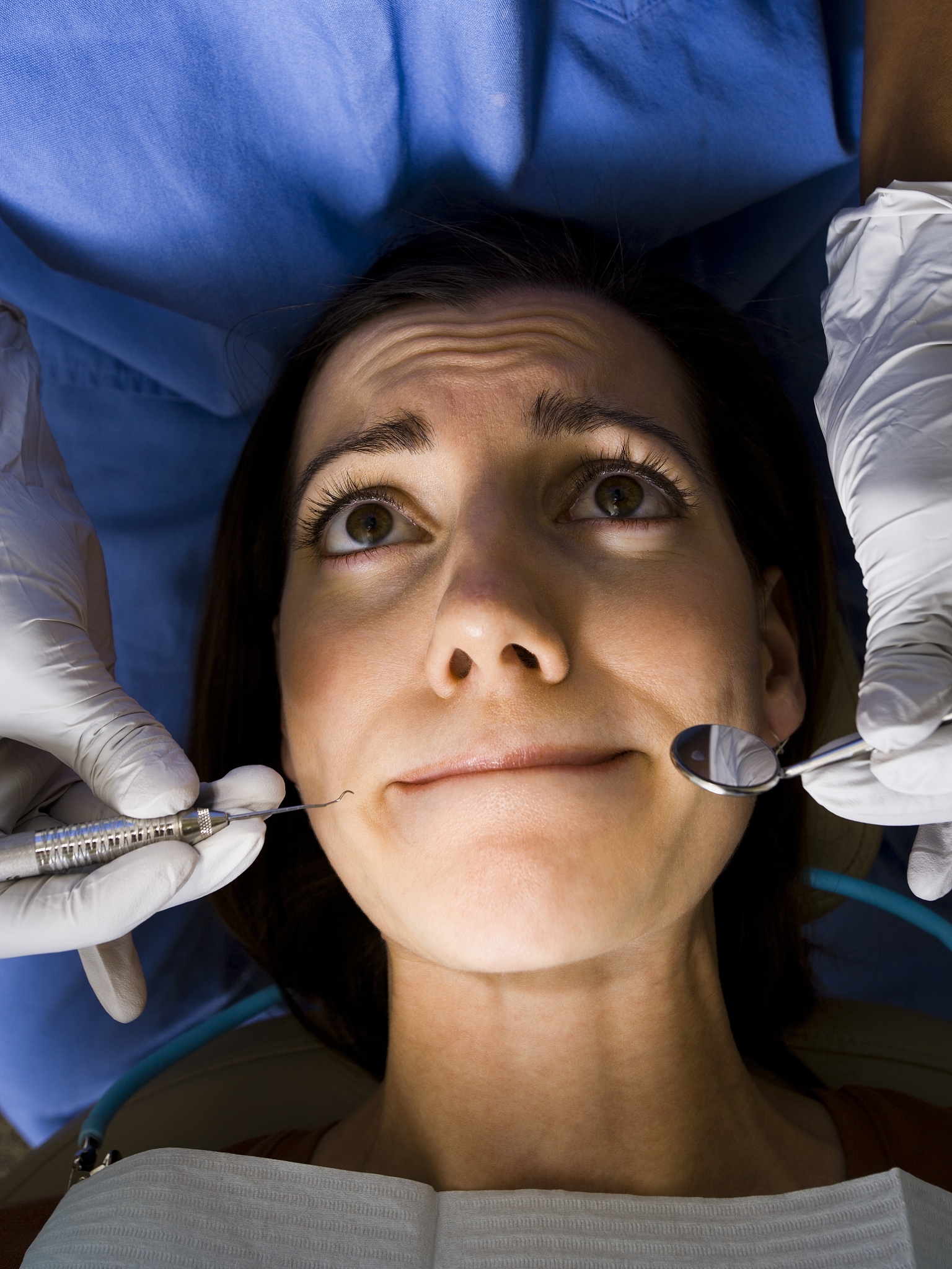 邢台初中女生报考卫校推荐：专业选择与就业前景