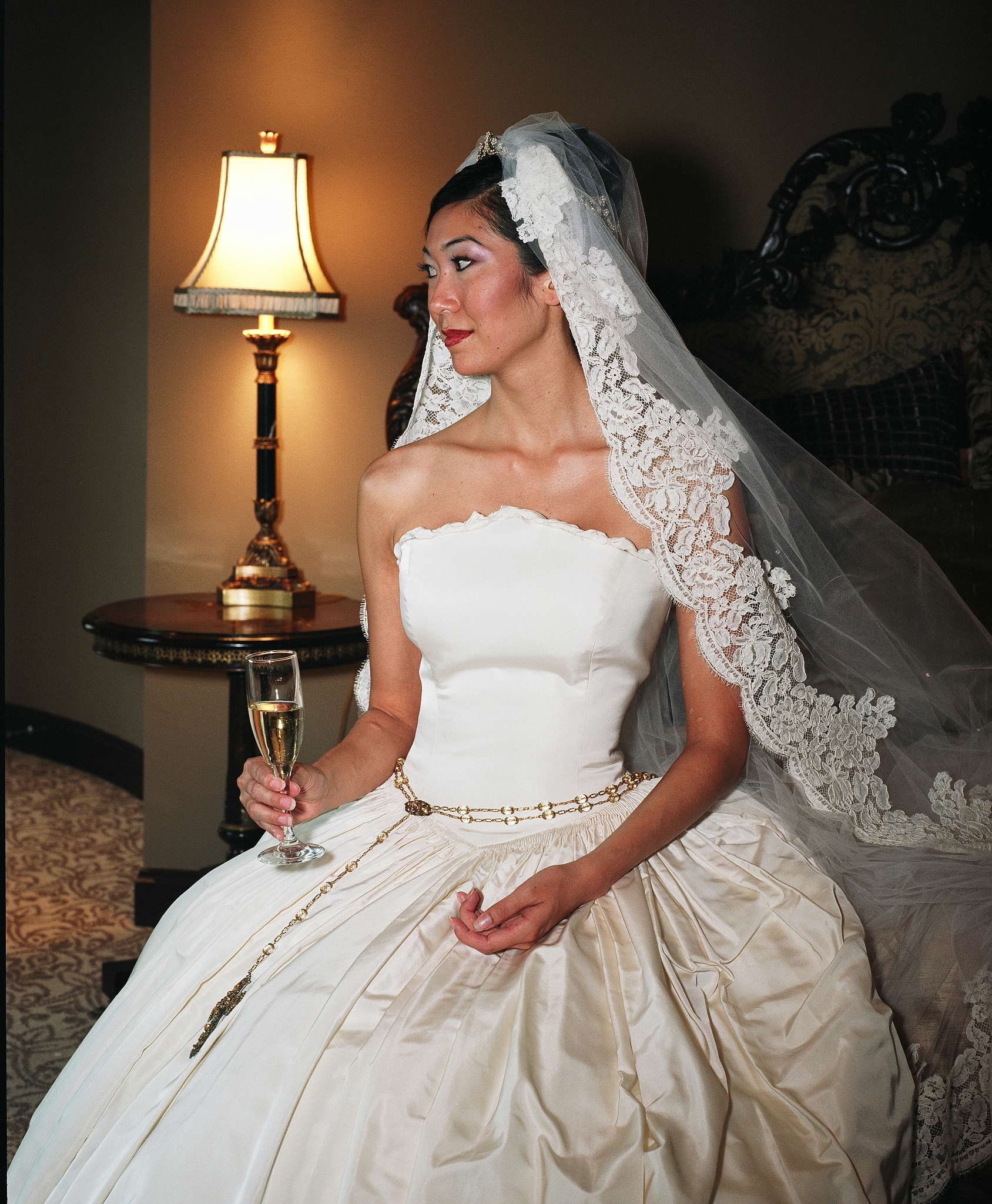 公主身份暴露！我为何要屈服于他？