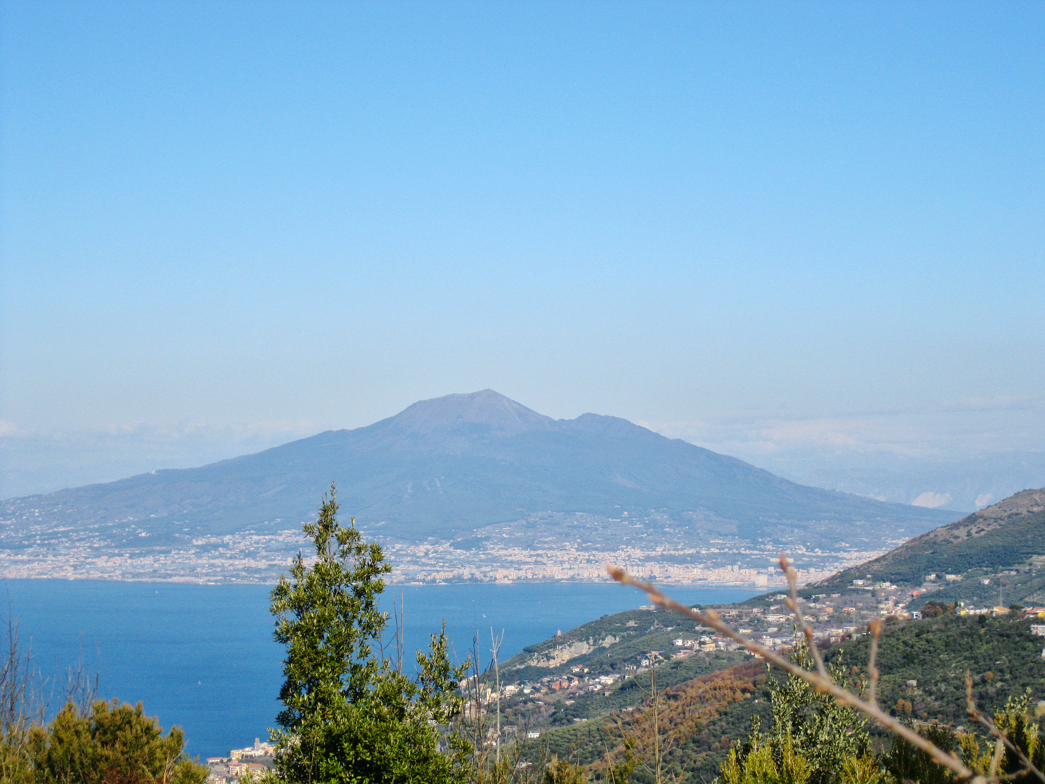 解读《情书》: 岩井俊二的电影拍摄手法分析