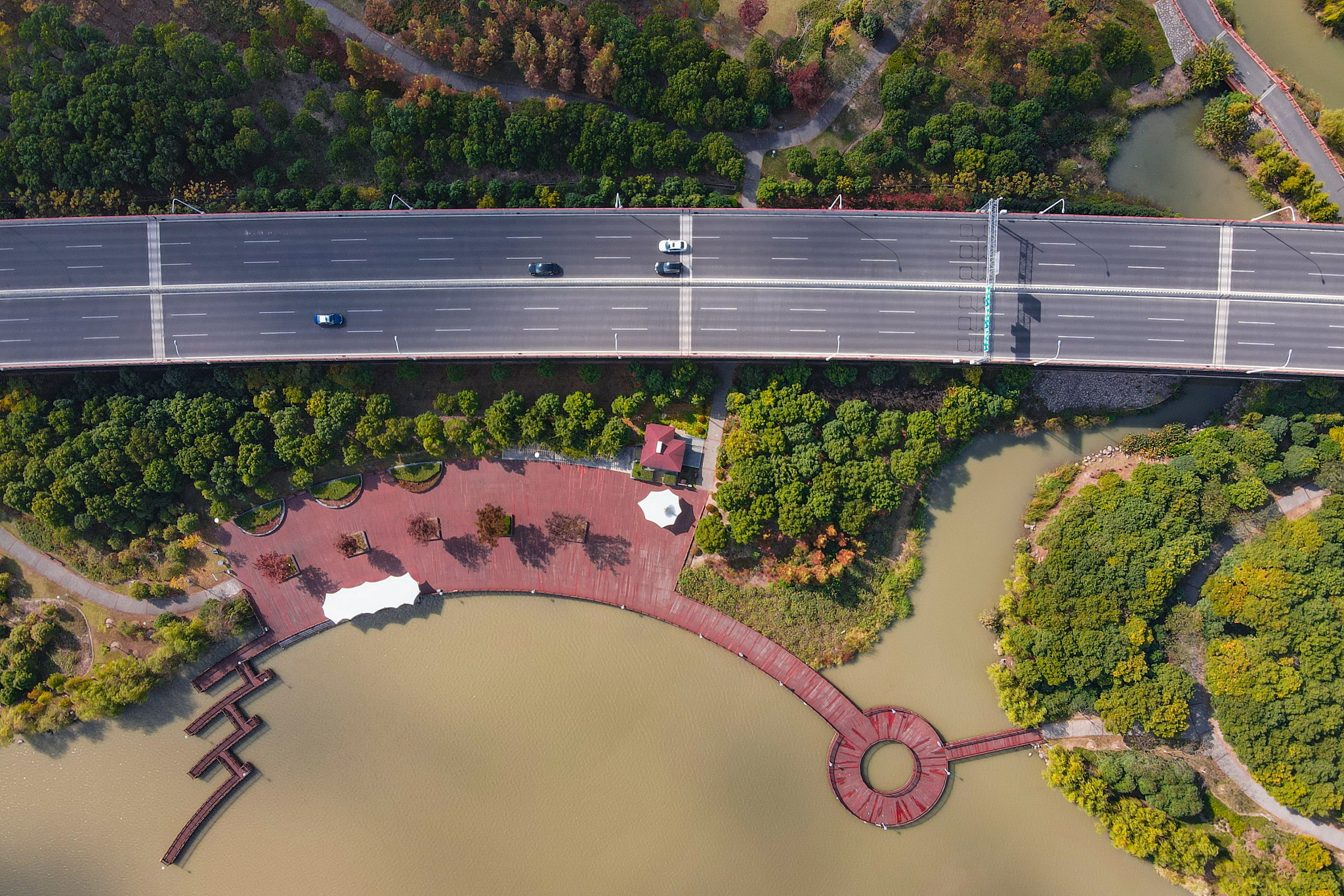 安徽铜陵西湖新区市政道路绿化带景观设计研究