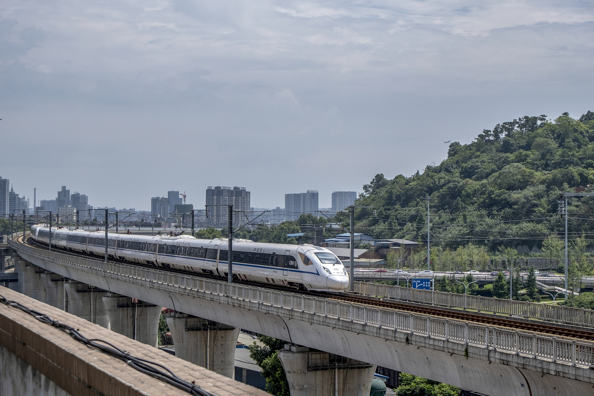 四川高铁学校的管理怎么样？安全吗？