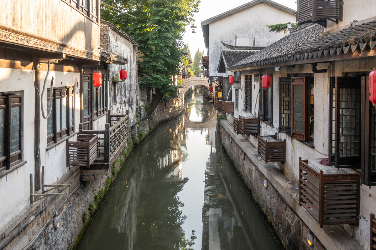 苏州：江南水乡的迷人魅力，历史、环境与天气的完美融合