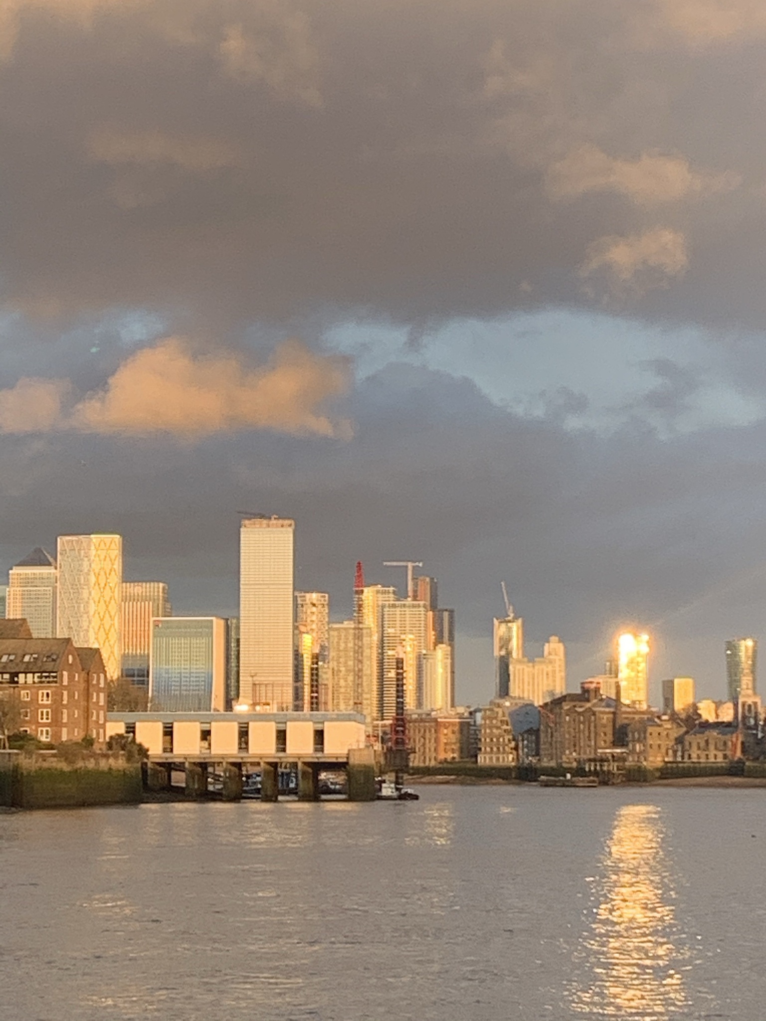 广州南华工贸高级技工学校2023年新增专业：3D打印、人工智能等 - 就业前景如何？