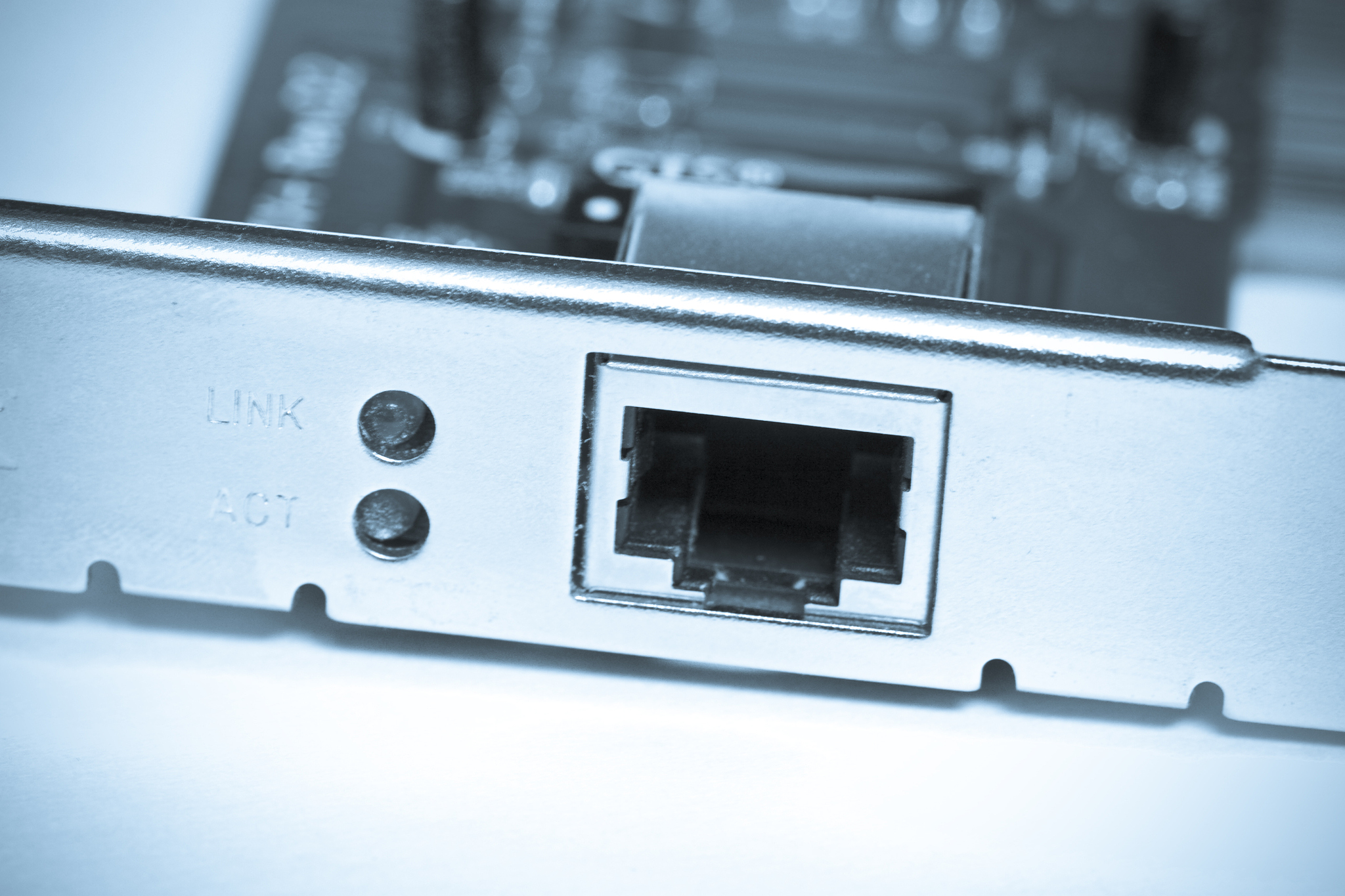 Golang 获取网卡类型：根据网卡名称判断无线或有线