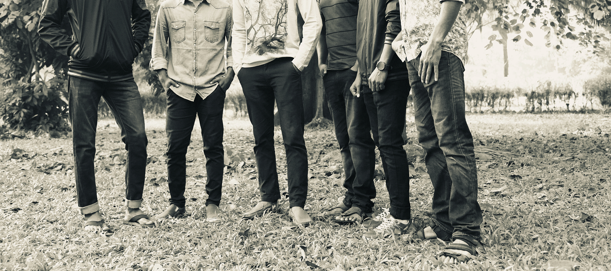 对好兄弟产生感情怎么办？男生如何应对这份情感