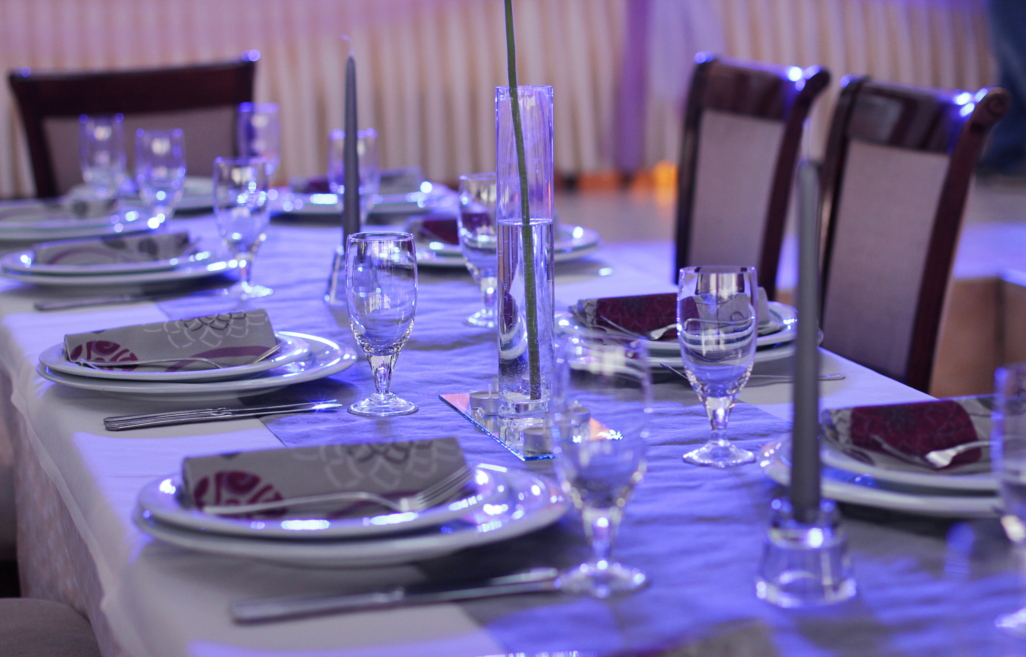 商务宴请分烟妙招：六根烟七位客人的完美解决方案